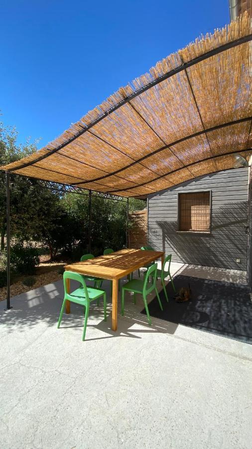 Villa Spacieuse Avec Terrasse Et Vue Mont Ventoux Entrechaux 外观 照片